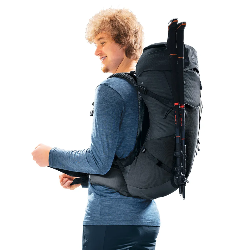 【deuter】FUTURA透氣網架背包32L(3400826黑/戶外旅遊/日常休閒/旅行/登山健行)