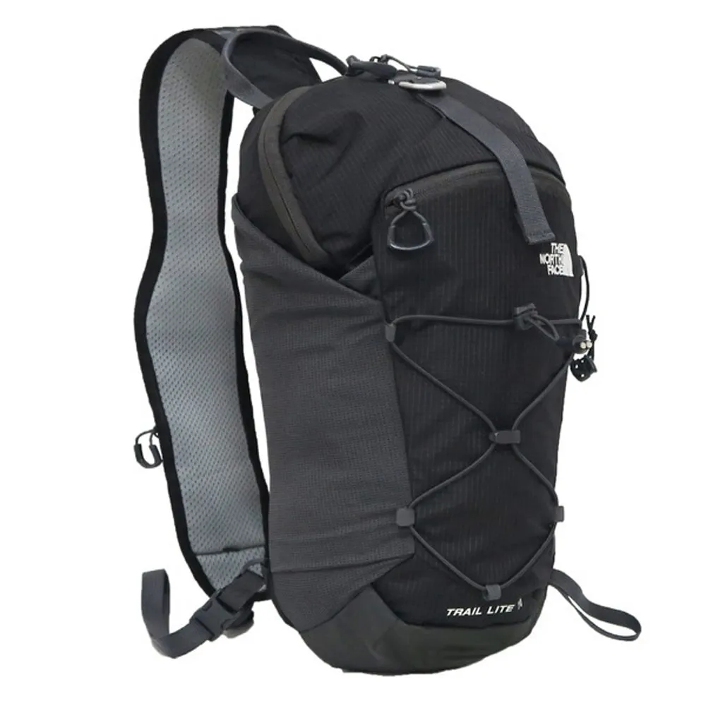 【The North Face】TRAIL LITE SLING 超輕量單肩斜背運動休閒背包10L.自行車背包(8C2M-KT0 黑/瀝灰)