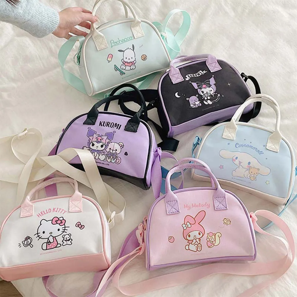 【SANRIO 三麗鷗】雙11 正版三麗鷗酷便攜斜背包 手提波士頓包(酷洛米/美樂蒂/大耳狗/凱蒂貓/帕 