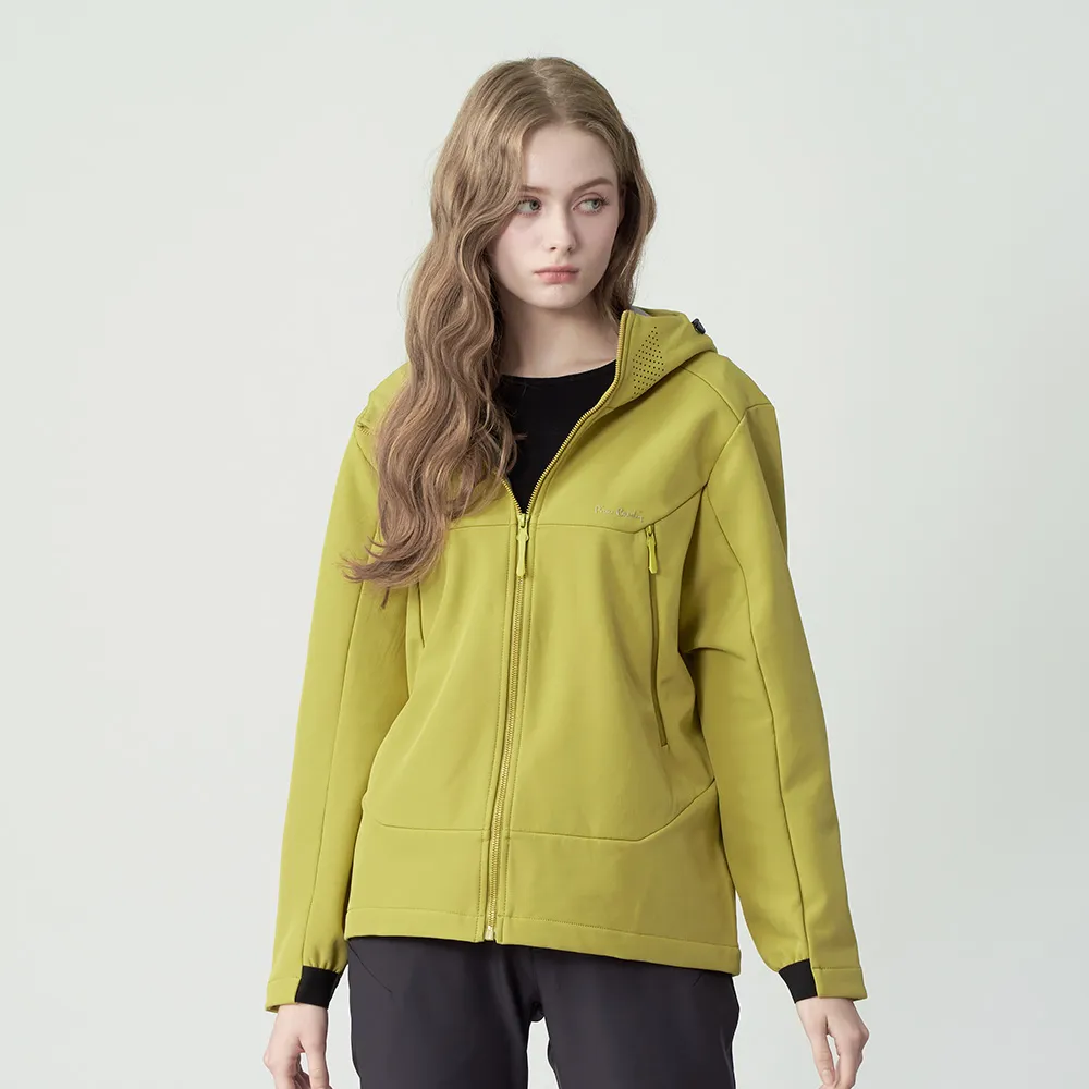 【pierre cardin 皮爾卡登】網路獨家 男女同款 防潑水連帽機能軟殼外套-芥末黃色(7255792-53)