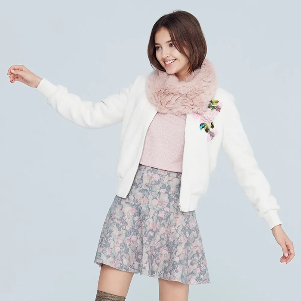 【iROO】優雅花卉短裙