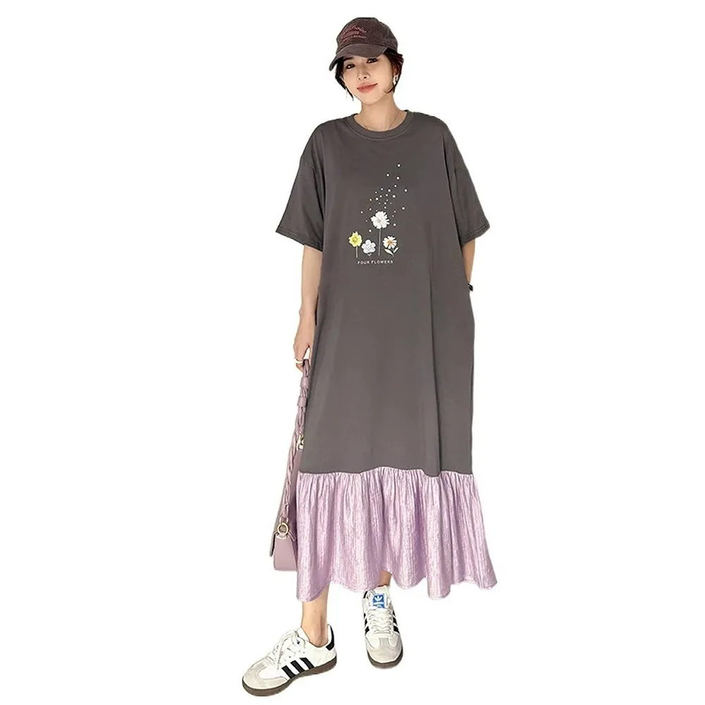 【CHACO】/預購/女夏 併接紫色裙襬寬鬆中大碼灰色短袖印花長版連身裙#6846(灰色 連身裙 中大 夏 紫色)