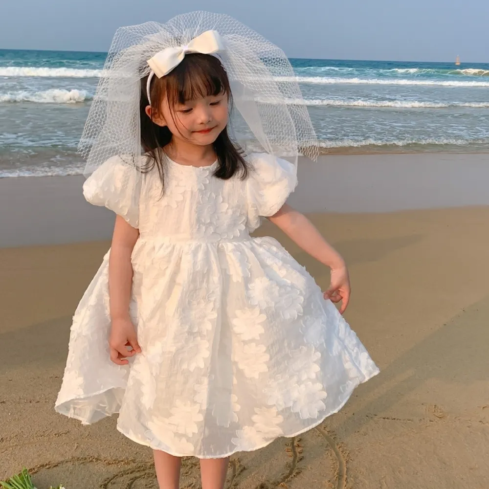 【橘魔法】純白刺繡花朵紗質小包袖洋裝 女童 童裝 兒童 白色洋裝 短袖洋裝 連身裙 連衣裙