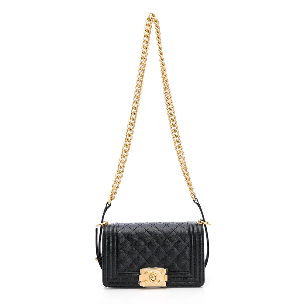 【CHANEL 香奈兒】經典BOY系列荔枝紋小牛皮翻蓋斜背包(黑色)